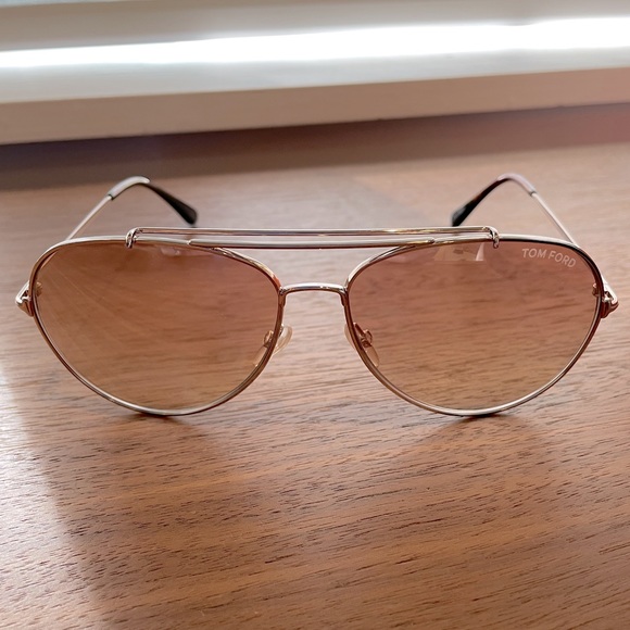 Tom Ford Aviators - Picture 1 of 7